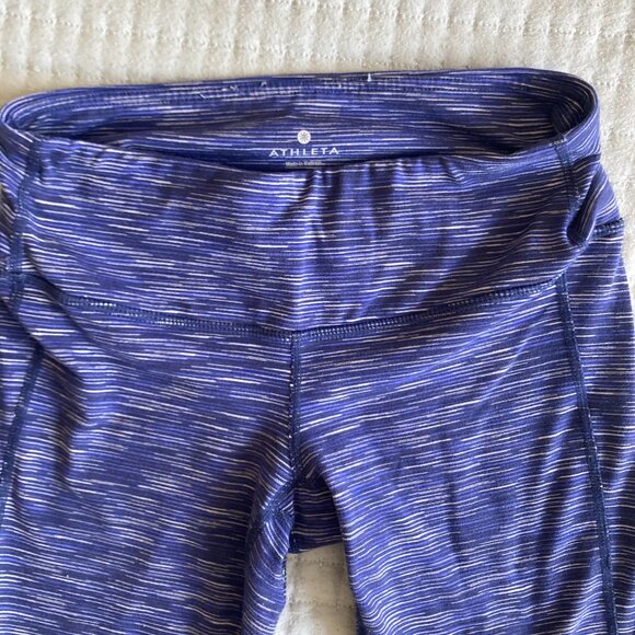 Athleta Chaturanga Yoga Capri Pants, XS, Blue - Picture 5 of 7